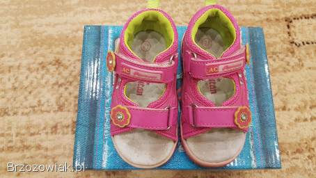 Sandałki dziewczęce American rozmiar 21