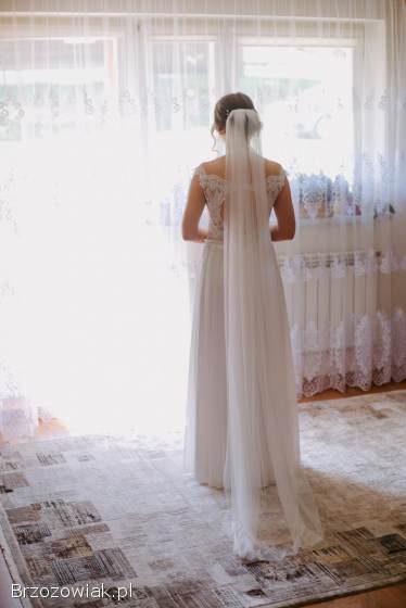 Piękna suknia ślubna z salonu Igar w Krośnie z welonem