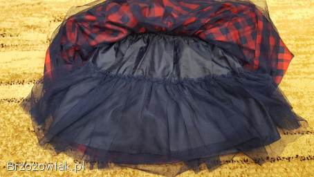 Sukienka dziewczęca w rozmiarze 4 T (około 104 cm)