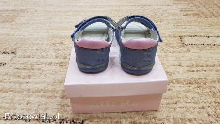 Sandałki rozmiar 24