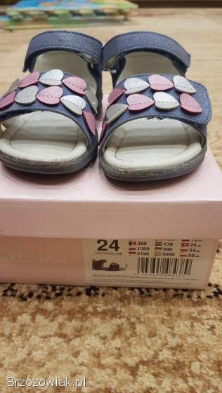 Sandałki rozmiar 24