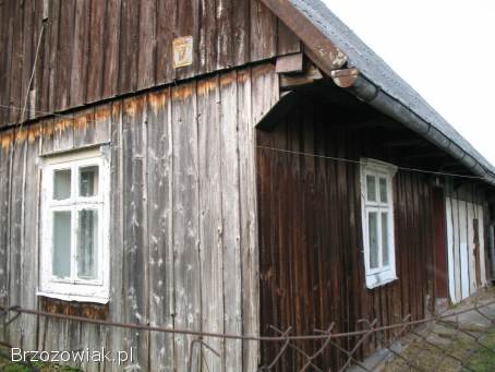 Dom drewniany w Żarnowcu niedaleko dworku Marii Konopnickiej
