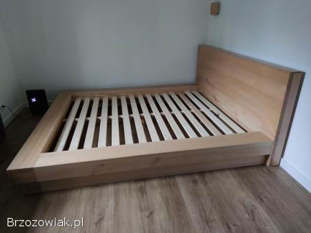 Drewniane łóżko,  stelaż