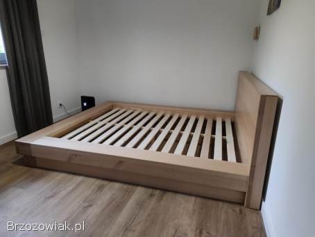 Drewniane łóżko,  stelaż