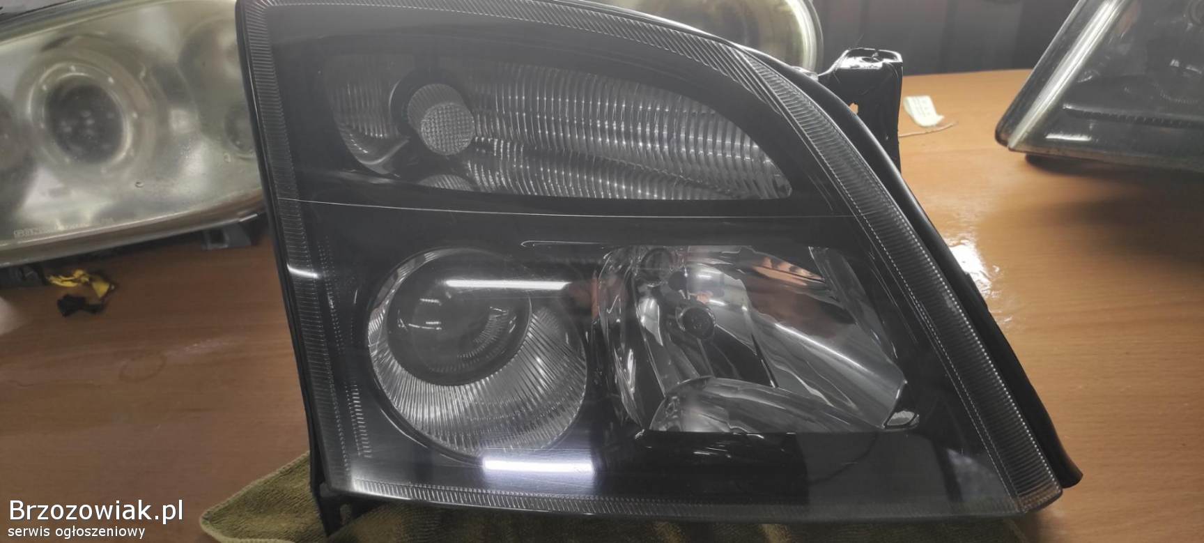 Lampa reflektor Vectra C 02-09 prawy