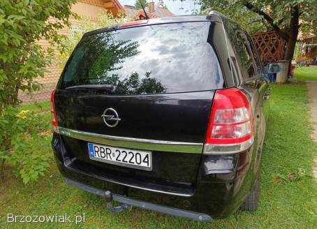 Opel Zafira B 111 2010