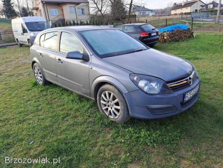 Opel Astra H 2004