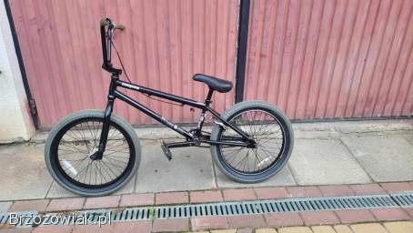 Rower BMX Mongoose LEGION L100 czarny