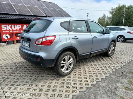 Nissan Qashqai 1.  5DCI 109km 11r 2011