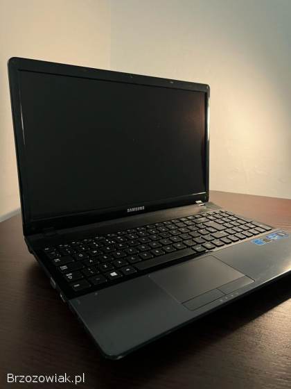 Samsung NP300E5A i3/6GB RAM/120GB SSD