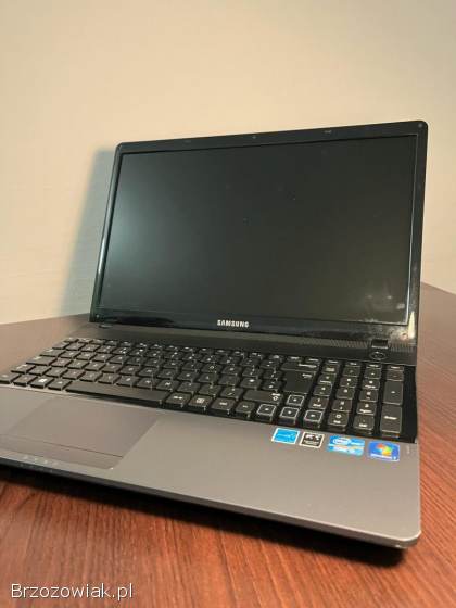 Samsung NP300E5A i3/6GB RAM/120GB SSD