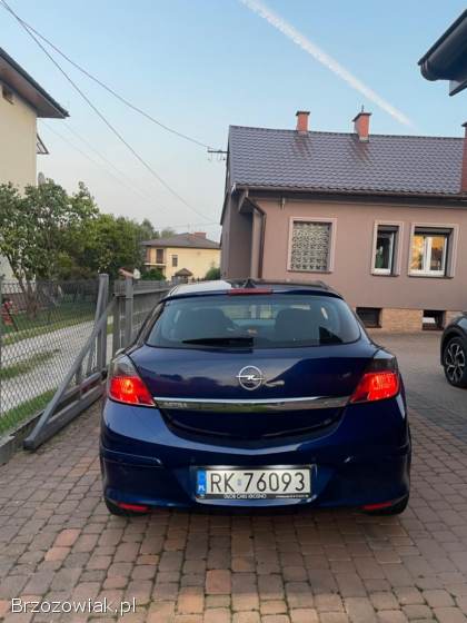 Opel Astra GTC 2008