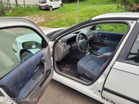 Renault Laguna 1.  9 dCi 6 biegów 2002