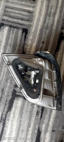 Lampa Opel Astra H kombi prawy tył 2009r.