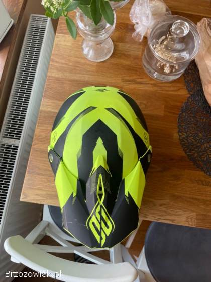 Kask na motocykl cross