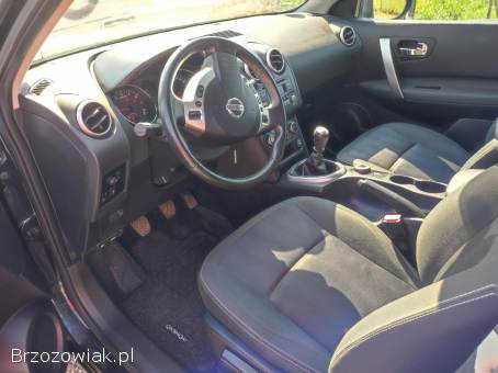 Nissan Qashqai 2.  0 benzyna 4x4  2011