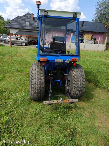 Traktor.  iseki 324.  ciągnik