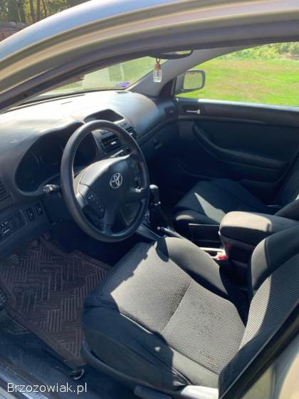 Toyota Avensis T25 2005