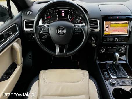 Volkswagen Touareg 3.  0TDiV6 240KM  2010