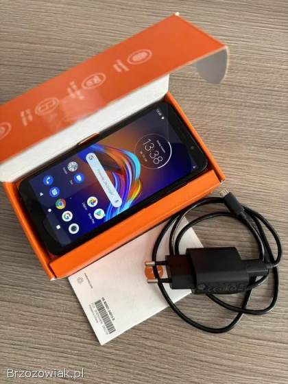 Telefon Motorola moto e6 PLAY jak nowy