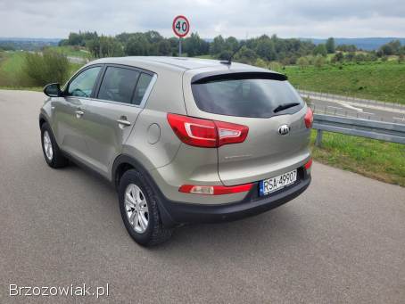 Kia Sportage 1.  7 crdi 6biegów 2013