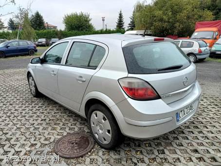 Opel Astra 1.  7CDTI 101km 05 2005