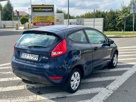 Ford Fiesta 1.  2 2010 LPG 2010