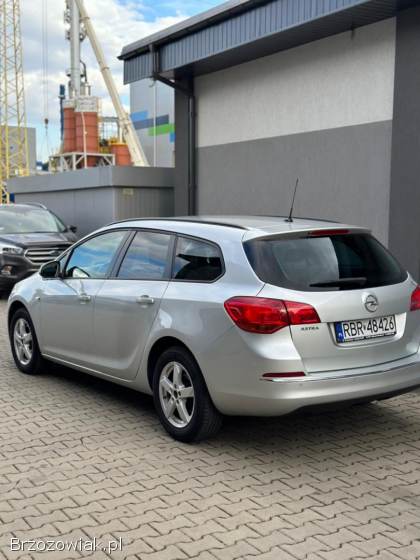 Opel Astra J 2015