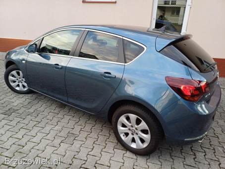 Opel Astra 1.  4 Turbo 140KM 2015