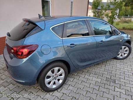 Opel Astra 1.  4 Turbo 140KM 2015