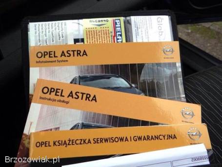 Opel Astra J SPORTS TOURER 2012