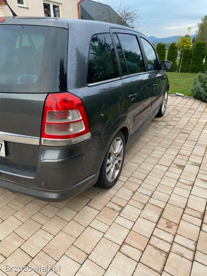 Opel Zafira 7 osobowa 2010