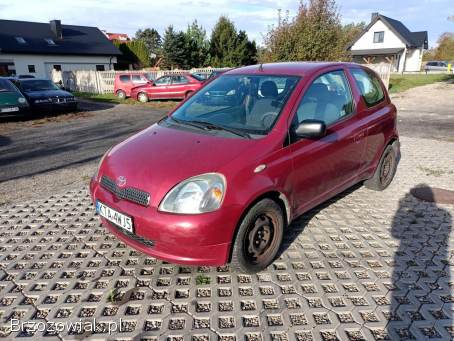 Toyota Yaris 1.  0 01r 2001