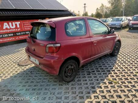 Toyota Yaris 1.  0 01r 2001