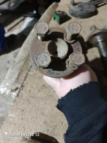 Półośki tylnego koła stare zawieszenie fiat 126p -  50 zł sztuka