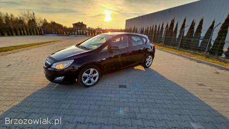 Opel Astra J 2009