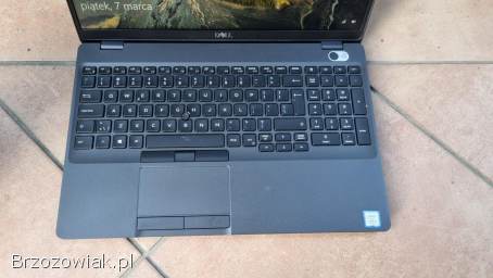 DELL Precision 3541 FHD IPS i7-9850H 16GB 512GB SSD nVidia Quadro