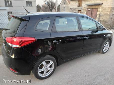 Kia Carens 1.  7 CRDi 136KM 2014