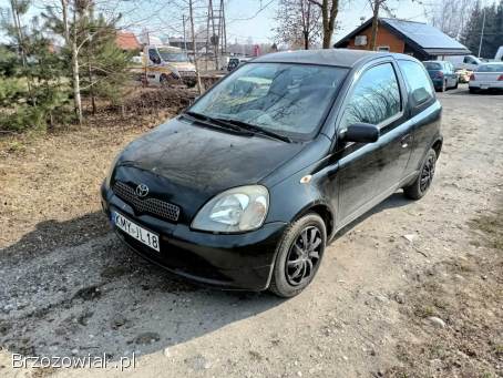 Toyota Yaris 1.  3 02r 2002