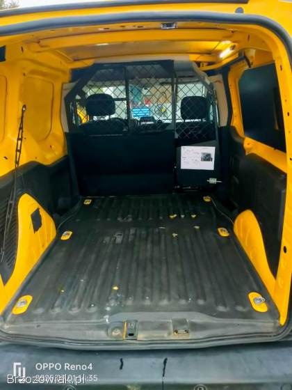 Citroen Berlingo 1.  6Hdi 100KM 2018 VAT 23 niski przebieg 3 miejsca VAN OKAZJA