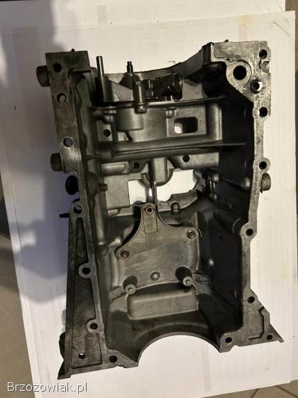 MISKA OLEJOWA TOYOTA YARIS 1.  4 D4D
