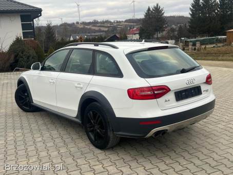 Audi A4 Allroad 2012