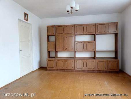 Dom w Orzechowce z duża działką i lasem.
