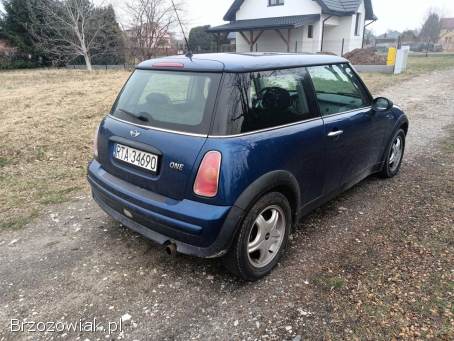 Mini ONE 1.  6 90km 01r 2001