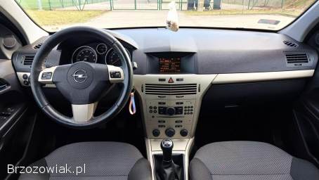 Opel Astra LIFT 1.  6 LPG ALU 2009