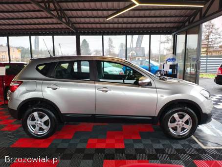 Nissan Qashqai 2.  0Diesel Zadban 2010