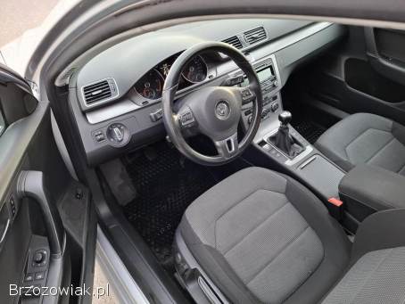 Volkswagen Passat B7 2.  0TDI HakAlu 2012