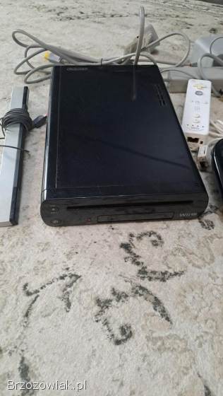 Sprzedam konsolę nintendo Wii U