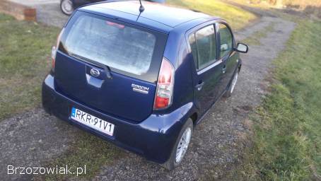 Daihatsu Sirion 1.  0benzyna 2005  2005