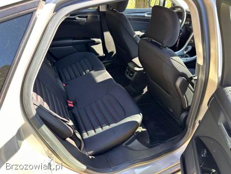 Ford Fusion SE USA 2015